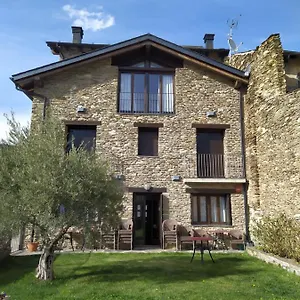 Casa rural La Comella De Tírvia, Tirvia